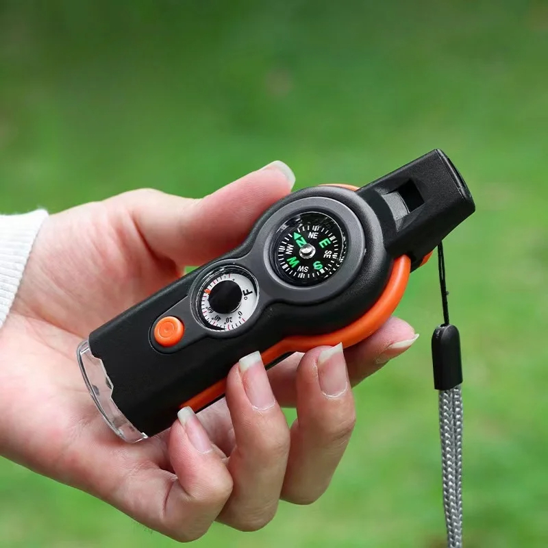 Compacte, duurzame 7-in-1 mult - Travel Accessories Guide recensie en prijs