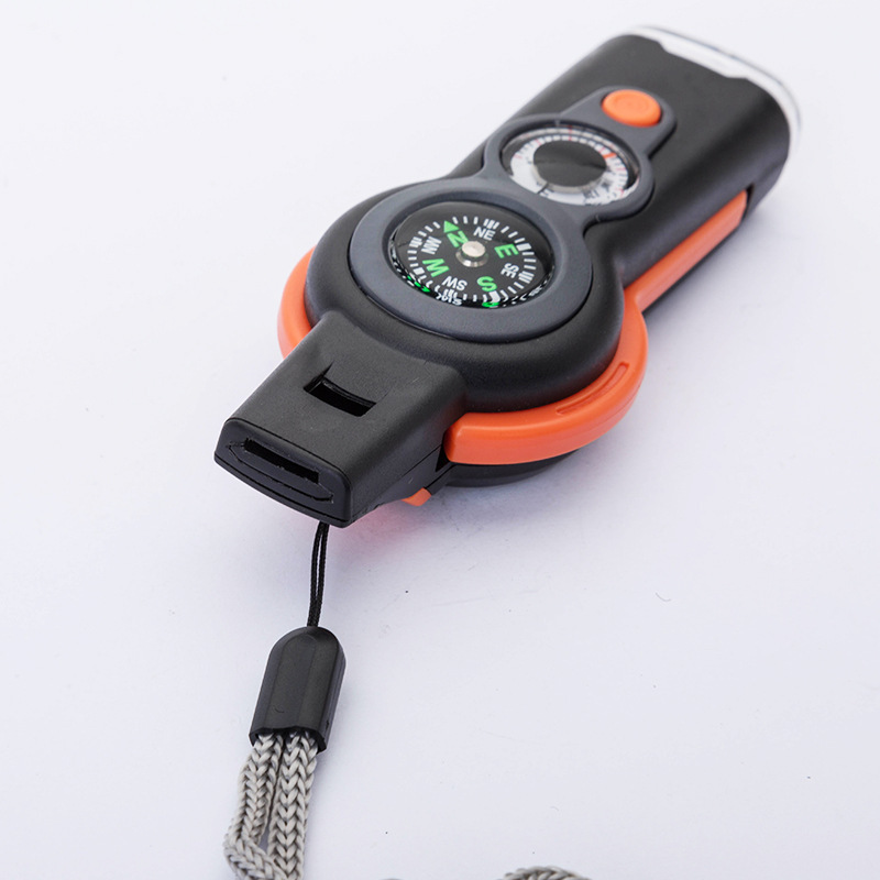 Compacte, duurzame 7-in-1 mult - Travel Accessories Guide recensie en prijs