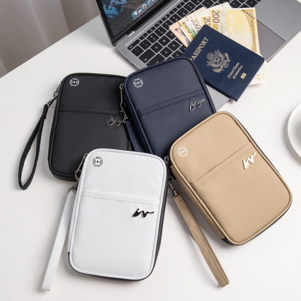 Draagbare Polyester Kaarthoude - Travel Accessories In Bulk recensie en prijs